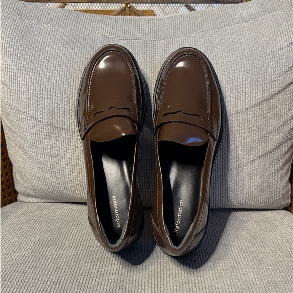 Reformation Agathea Chunky Loafer Espresso Leather - Picture 7 of 10